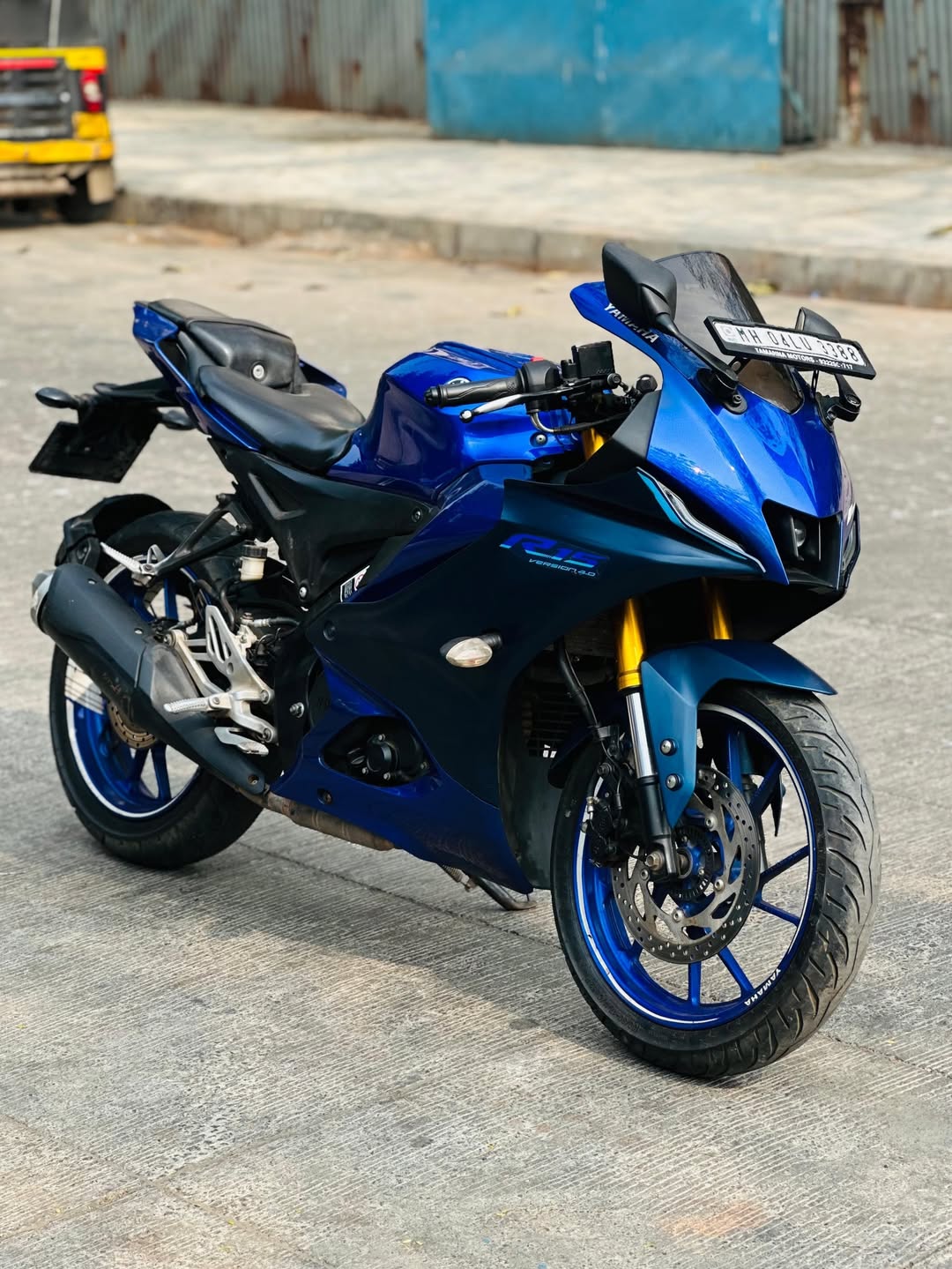 2023 YAMAHA R15 V4